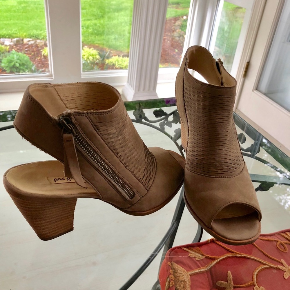 Paul Green beige suede